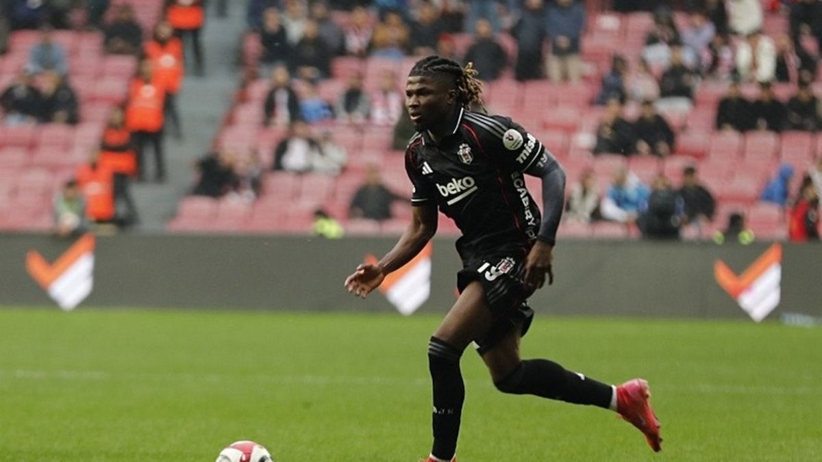 Beşiktaş, El Bilal Toure'nin bonservisini alacak mı? İtalyan basını duyurdu