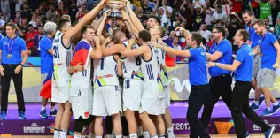Slovenya zirvede!