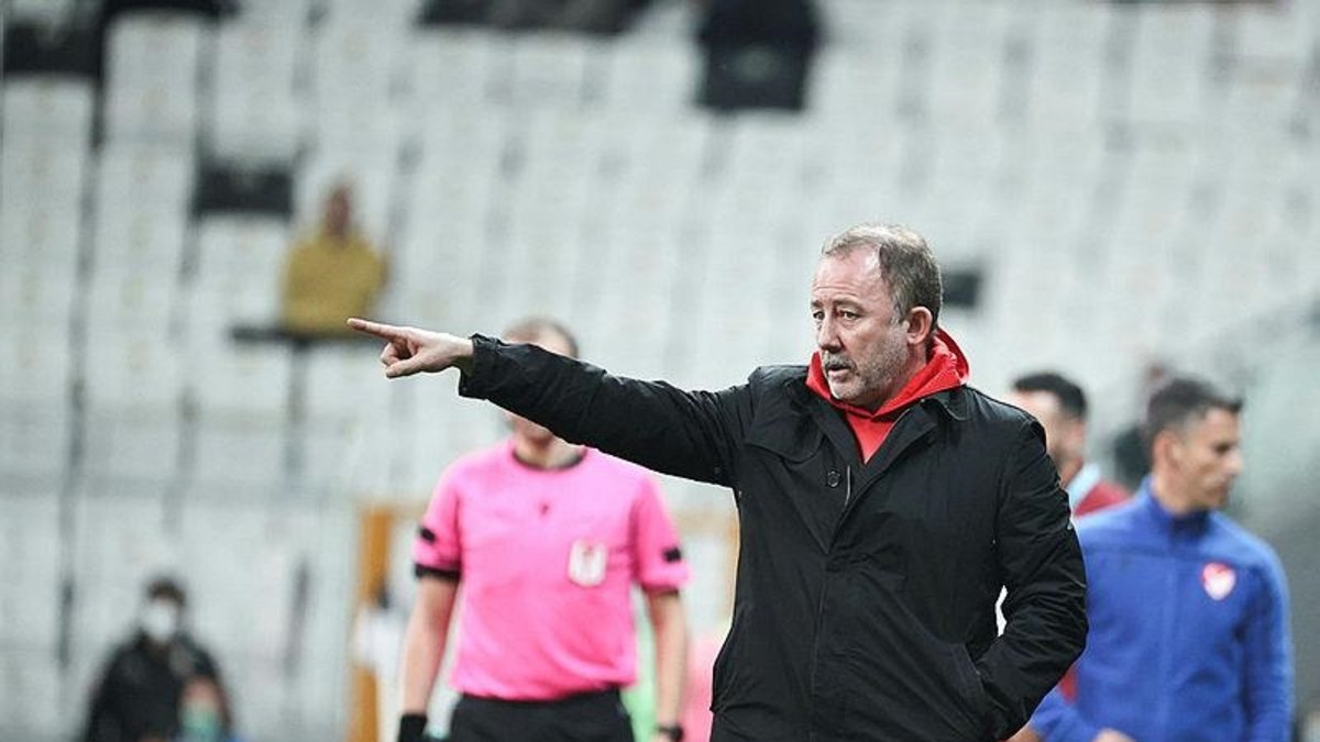 Beşiktaş'ta rota Yalçın'a döndü!