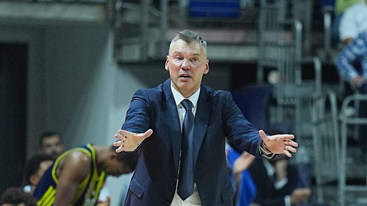 Fenerbahçe Beko Başantrenörü Sarunas Jasikevicius: Hücumda atış bulamıyoruz, sonuç alamıyoruz! Fenerbahçe Beko Başantrenörü Sarunas Jasikevicius: Hücumda atış bulamıyoruz, sonuç alamıyoruz!