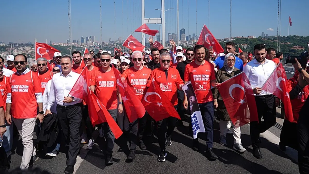 Gençlik ve Spor Bakanı Osman Aşkın Bak “İrade Bizim, Zafer Bizim Yürüyüşü’ne” katıldı