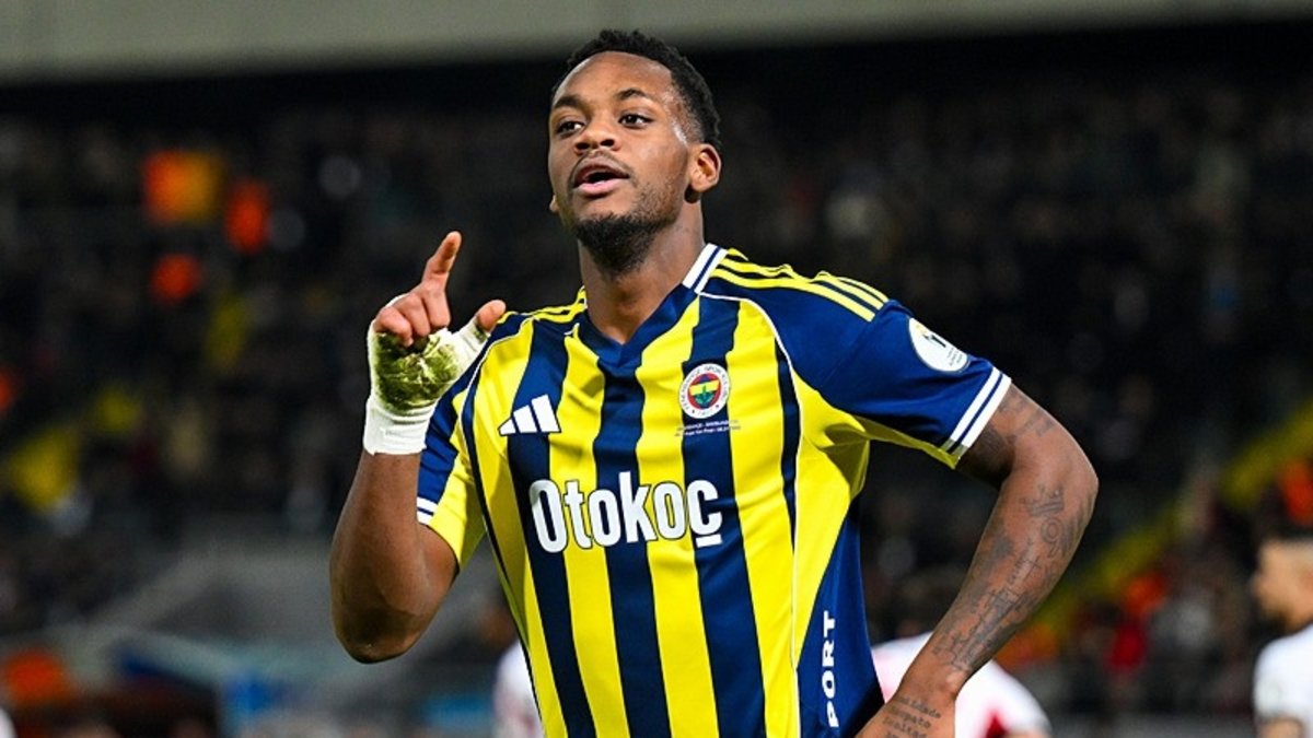 Fenerbahçe'de Jhon Duran İçin Ayrılık İddiaları Büyüyor Mu? - Görsel 1