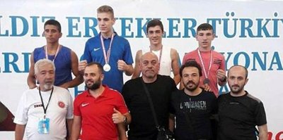 İskenderun Belediyesporlu boksör Türkiye ikincisi oldu