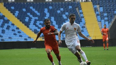 Adanaspor Göztepe 2-2 (MAÇ SONUCU ÖZET)