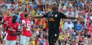 Drogba Arsenal'i yıktı