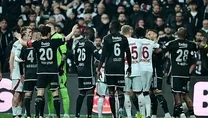 Beşiktaş penaltı bekledi! Cenk Tosun...