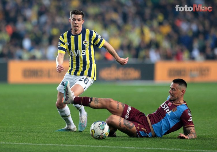 Erman Toroğlu'dan Fenerbahçe-Trabzonspor maçını için flaş yorum! "Utanıyorum"