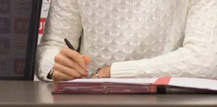 Bir transfer daha bitti! Bombalar peş peşe...