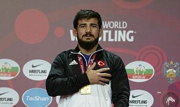 Milli güreşçi Soner Demirtaş dünya evine girdi