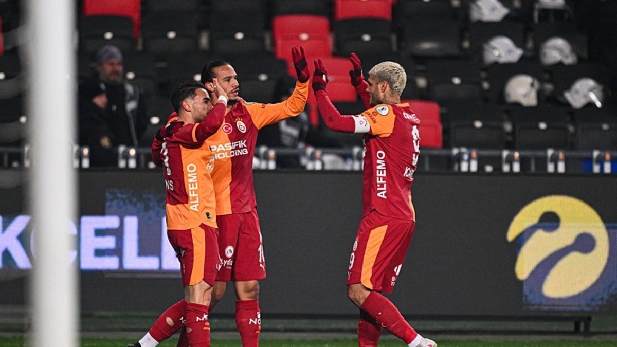 GALATASARAY HABERLERİ - Yunus Akgün'den Leroy Sane'ye övgü!