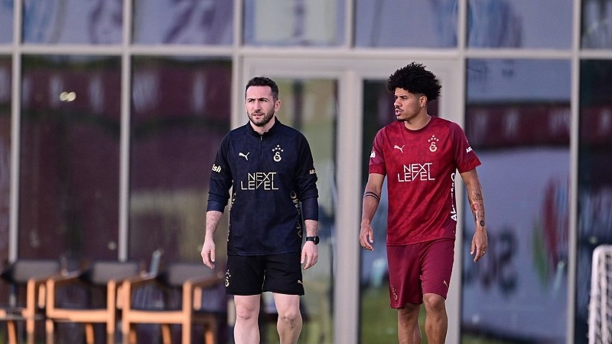 Napoli’nin Sara ısrarı