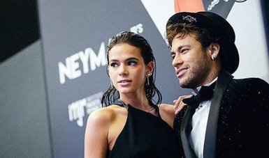 Neymar ile Bruna Marquezine evleniyor