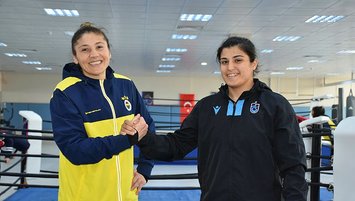 Milli boksör Sürmeneli: Zoru başarmak Türk kadınlarının işi