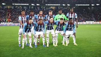 Büyük hasret sürüyor