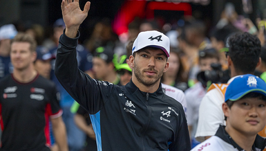 F1 pilotu futbola ortak!