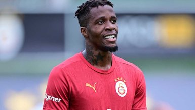 Wilfried Zaha, Galatasaray'a veda etti!