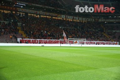 Galatasaraylı taraftarlardan Mustafa Cengiz’e destek