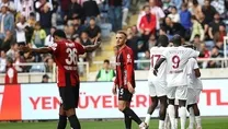 Hatayspor galibiyetle tanıştı!