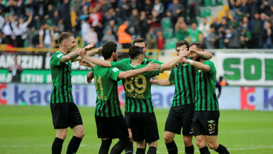 TFF 1'inci Lig'in en yaşlısı Akhisarspor