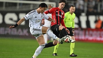 Oh yine suskun kaldı