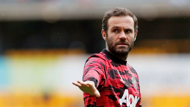 Juan Mata İngiltere’de kalacak