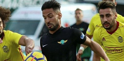 Akhisarspor Helder Barbosa ile sözleşme yeniledi
