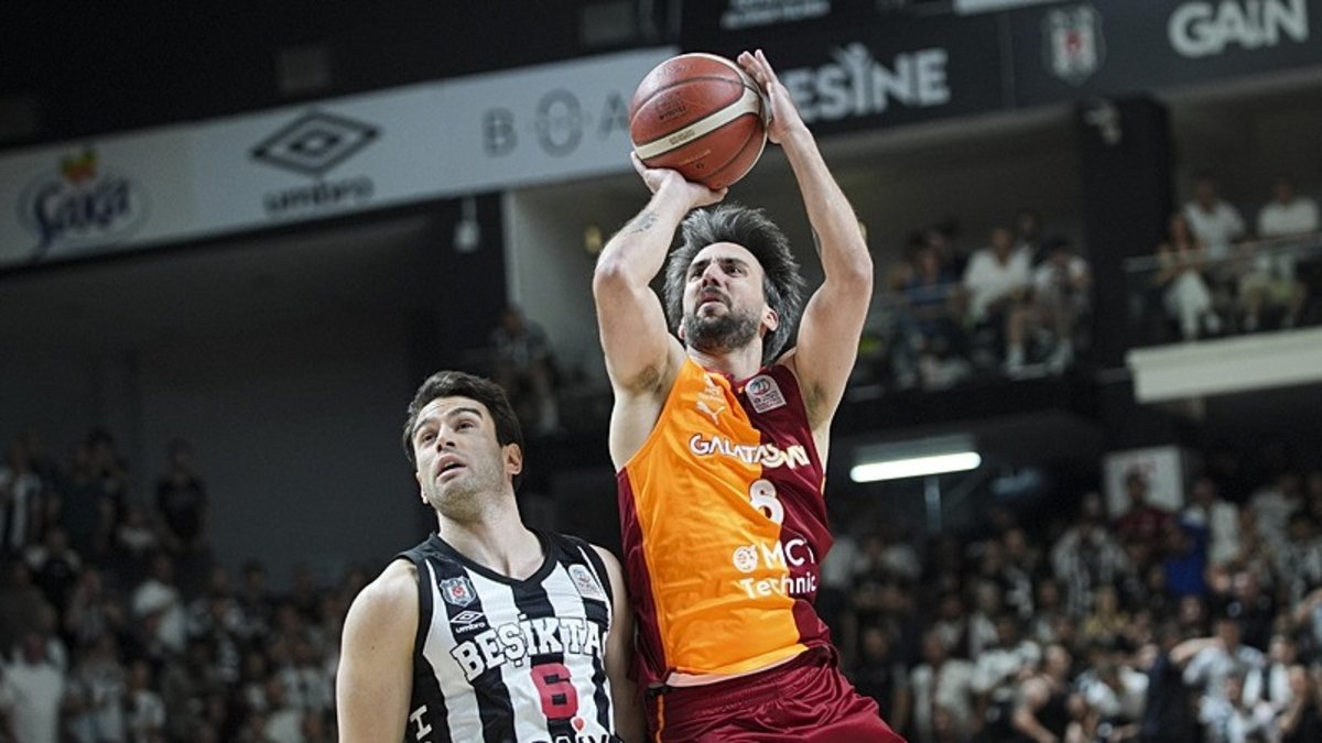 Galatasaray Erkek Basketbol Takımı'nda Can Korkmaz'ın sözleşmesi uzatıldı