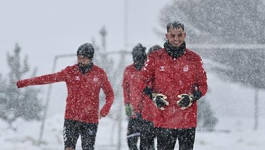 Sivasspor antrenmanına kar engeli!