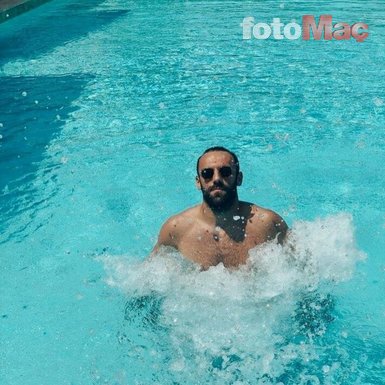 Yıldız isimler tatilde! İşte o görüntüler