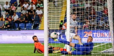 MAÇ SONUCU: Başakşehir 0-1 Olympiakos | MAÇ ÖZETİ