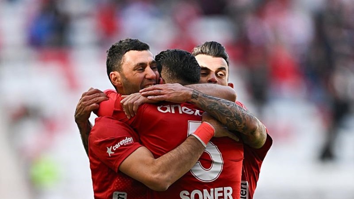 Onvo Antalyaspor 2-1 Kasımpaşa (MAÇ SONUCU ÖZET) Onvo Antalyaspor 2-1 Kasımpaşa (MAÇ SONUCU ÖZET)