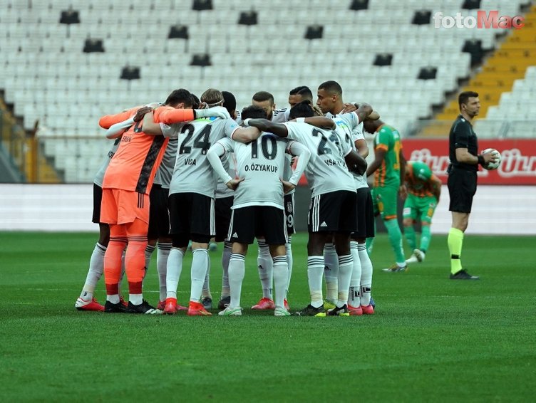 Son dakika spor haberi: Usta yazardan Beşiktaş'a övgü! "Liderliği de şampiyonluğu da hak ediyor"