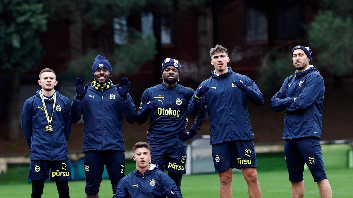 Fenerbahçe'de Anderlecht maçı hazırlıkları başladı Fenerbahçe'de Anderlecht maçı hazırlıkları başladı