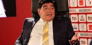 Maradona'dan Blatter ve Platini'ye: "Hırsız.."