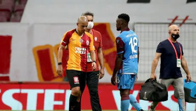 Feghouli takımı yaktı