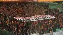 Depremzedeler için pankart