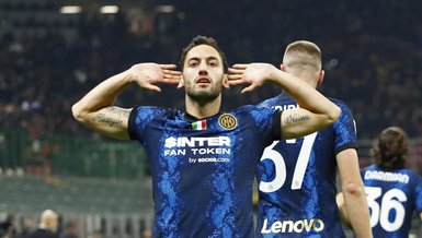 Milan Inter maçında Hakan Çalhanoğlu sahnede! Eski takımını boş geçmedi