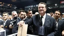 Koltuk Arat’ın