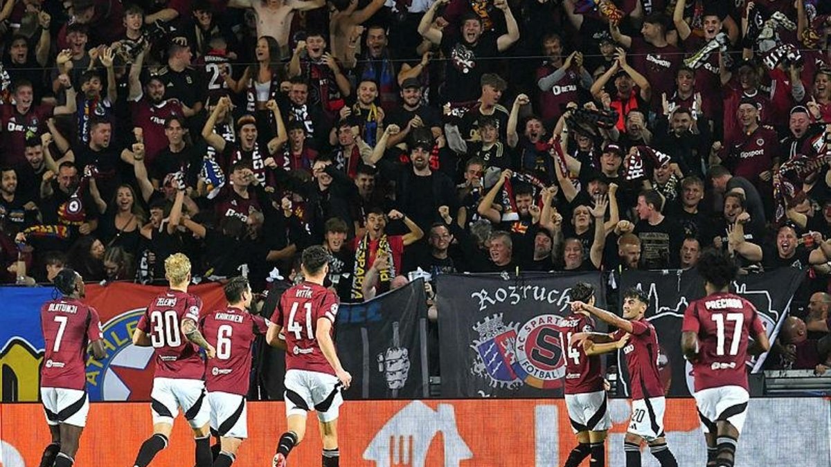 Sparta Prag 3-0 Salzburg (MAÇ SONUCU - ÖZET)