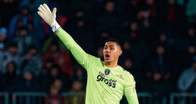 devis-vsquez-kimdir-vasquez-kac-yasinda-nereli-hangi-takimlarda-oynadi-1770382676609.png Devis Vásquez