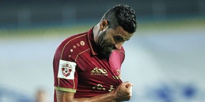 Sneijder’in yanına gidiyor