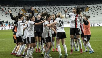 Dişi Kartallar fark attı: 7-0