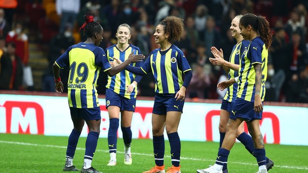 Kadınlarda derbi heyecanı