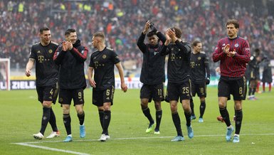 Confusion over Bayern Munich's 12th man in Freiburg victory