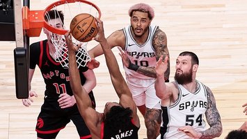 Toronto üst üste 3. galibiyetini aldı!
