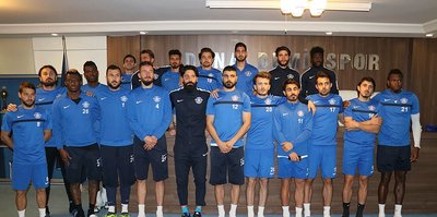 Adana Demirsporlu futbolculardan şok karar
