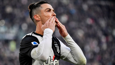 Ronaldo yıldızlaştı Juventus farklı kazandı