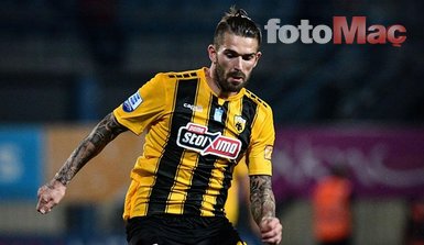 Fenerbahçe’nin transfer görüşmesi ortalığı karıştırdı! AEK’dan Livaja’ya...