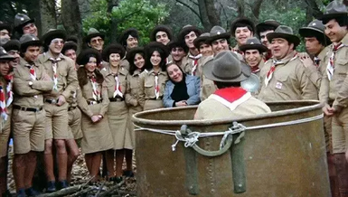 Hababam Sınıfı Tatilde hangi yıl çekildi? | Hababam Sınıfı Tatilde konusu ve oyuncuları