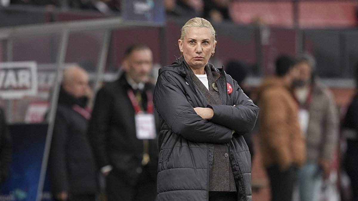 Necla Güngör Kıragası: 3 puanla başlamaktan mutluyuz